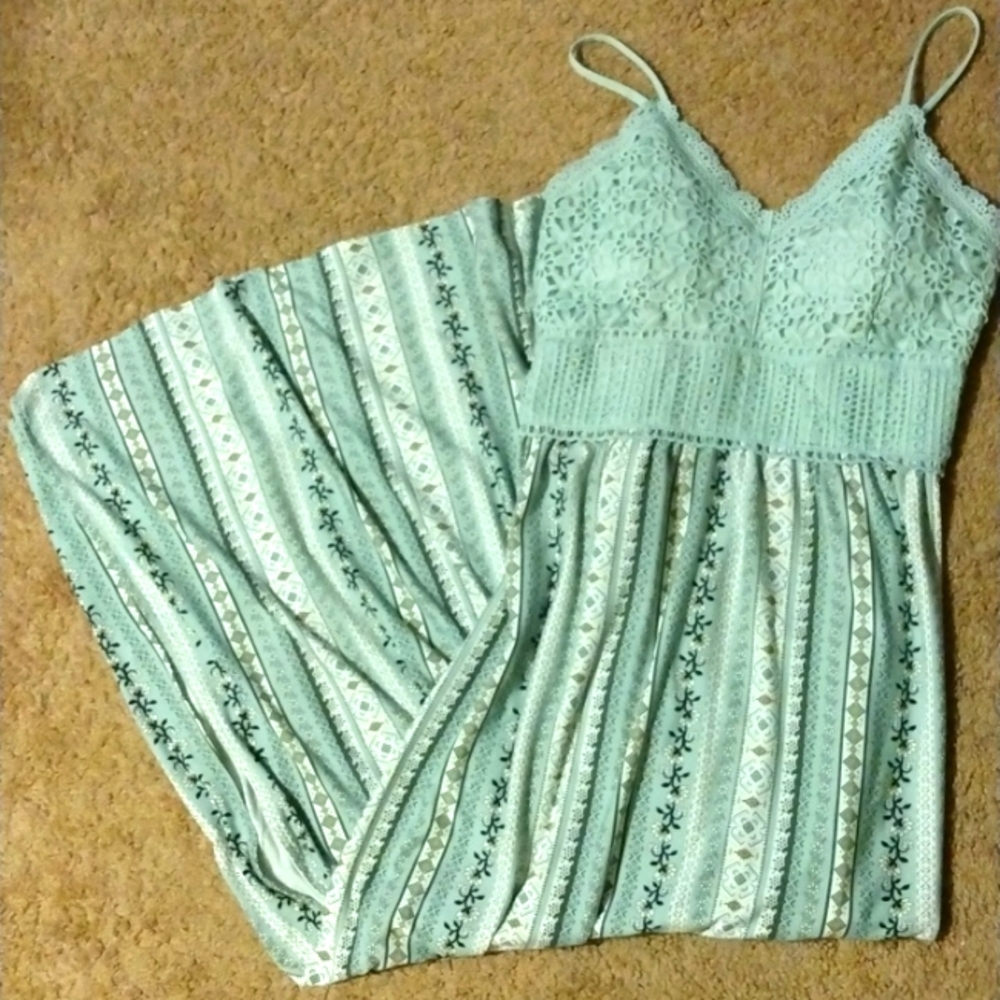 Mint green maxi dress L